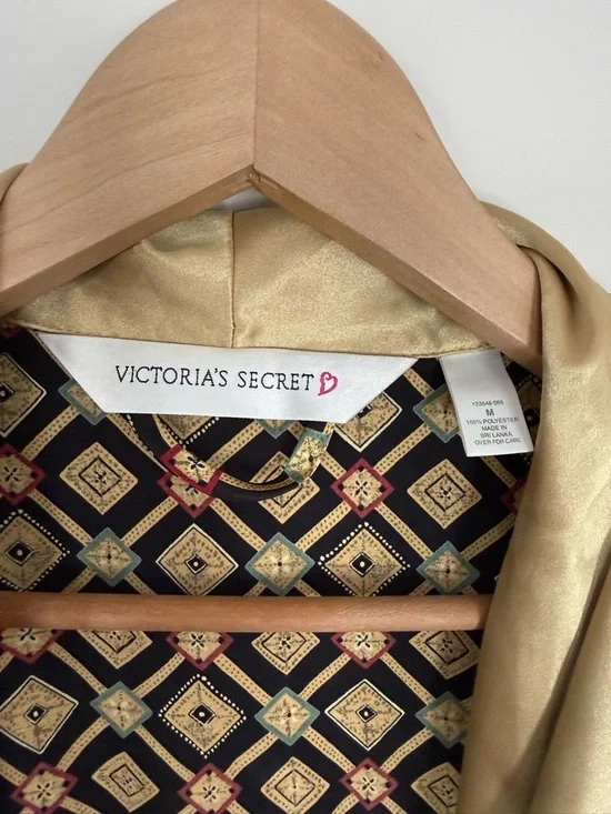 Vintage Victoria's Secret Satin Robe Women’s Black Geometric with Gold Trim Sz M - Picture 2 of 3